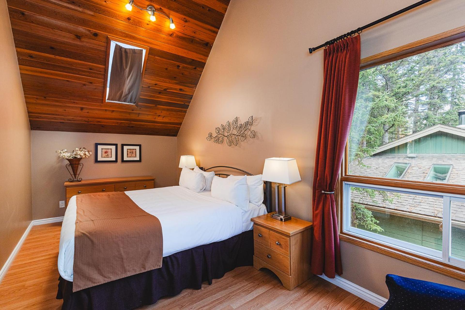 Overlander Mountain Lodge Jasper Exterior photo